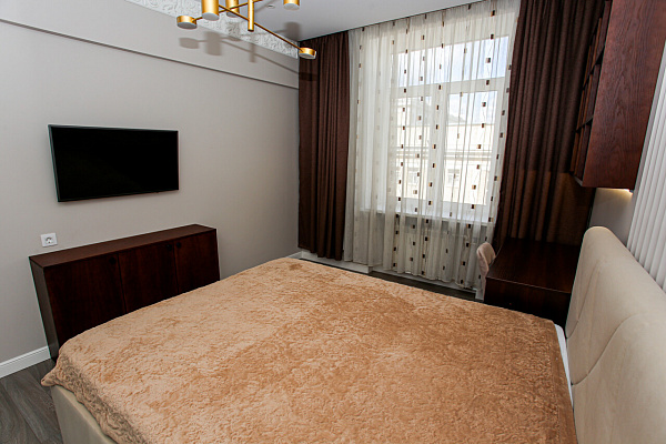 Квартира 3-комн., 85 м²