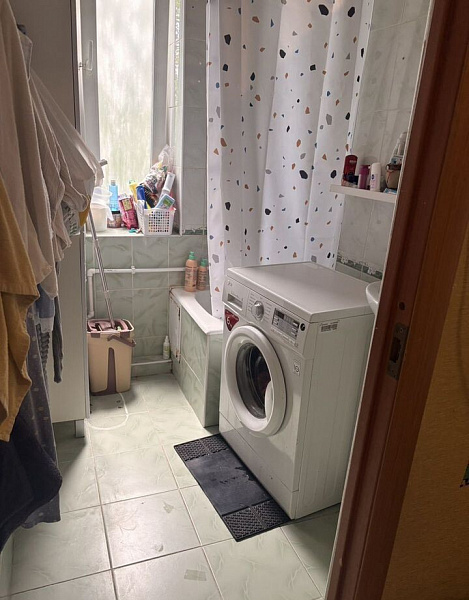 Квартира 3-комн., 60 м²