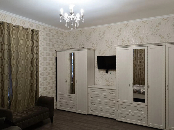 Дом 200 м²