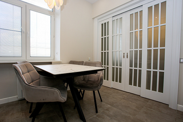 Квартира 3-комн., 85 м²