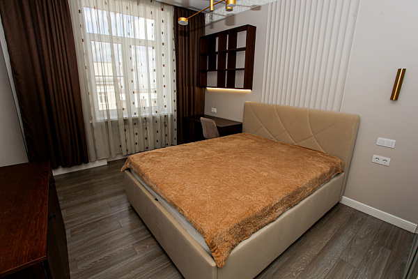 Квартира 3-комн., 85 м²