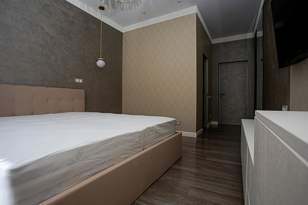 Квартира 3-комн., 85 м²